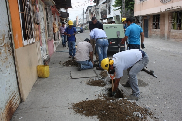 SANCIONES PARA QUIENES CONECTEN TUBERIAS  CLANDESTINAS